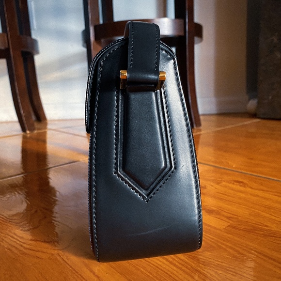 1999 Pre-Owned LV Black EPI Leather Buci Shoulder Bag - Picture 5 of 11